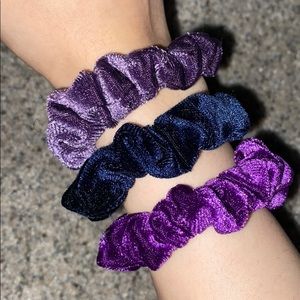 4 Set Purple Scrunchies